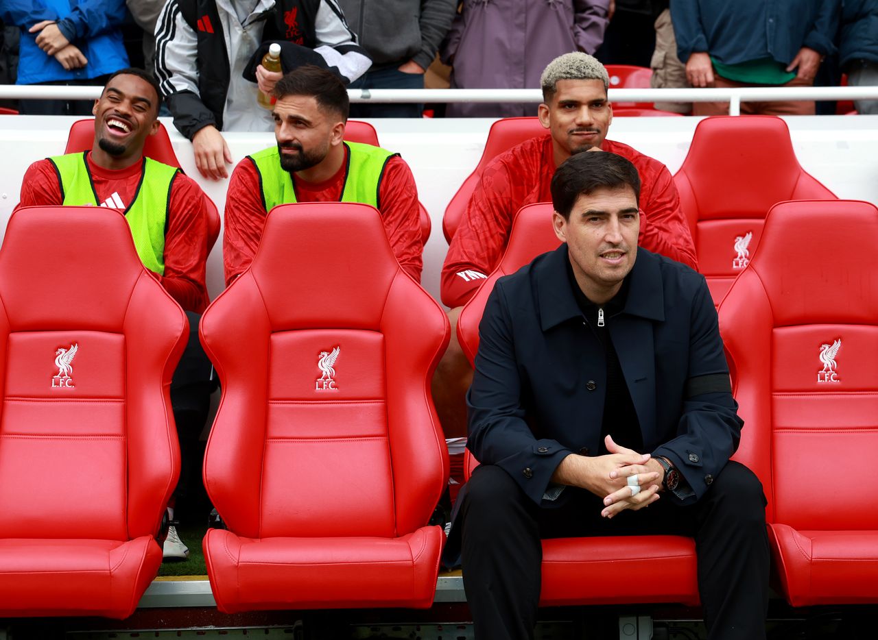 Solusi Gratis Liverpool untuk Tiga Masalah: Geser Szoboszlai ke Bek Kanan