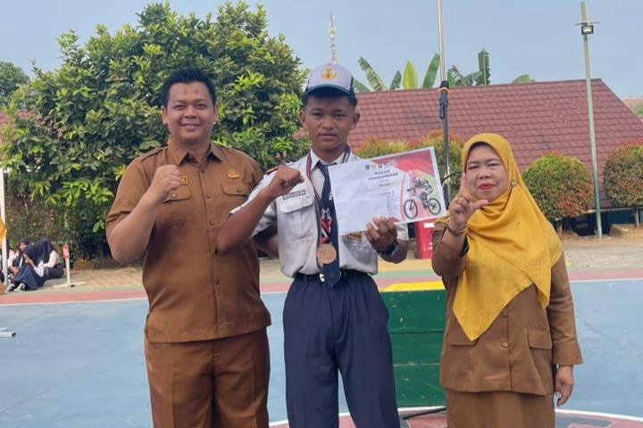 Muhammad Alvaro, Siswa SMP Negeri 6 Lahat, Raih Juara 3 Balap Sepeda Kapolres Cup se-Sumatera Selatan