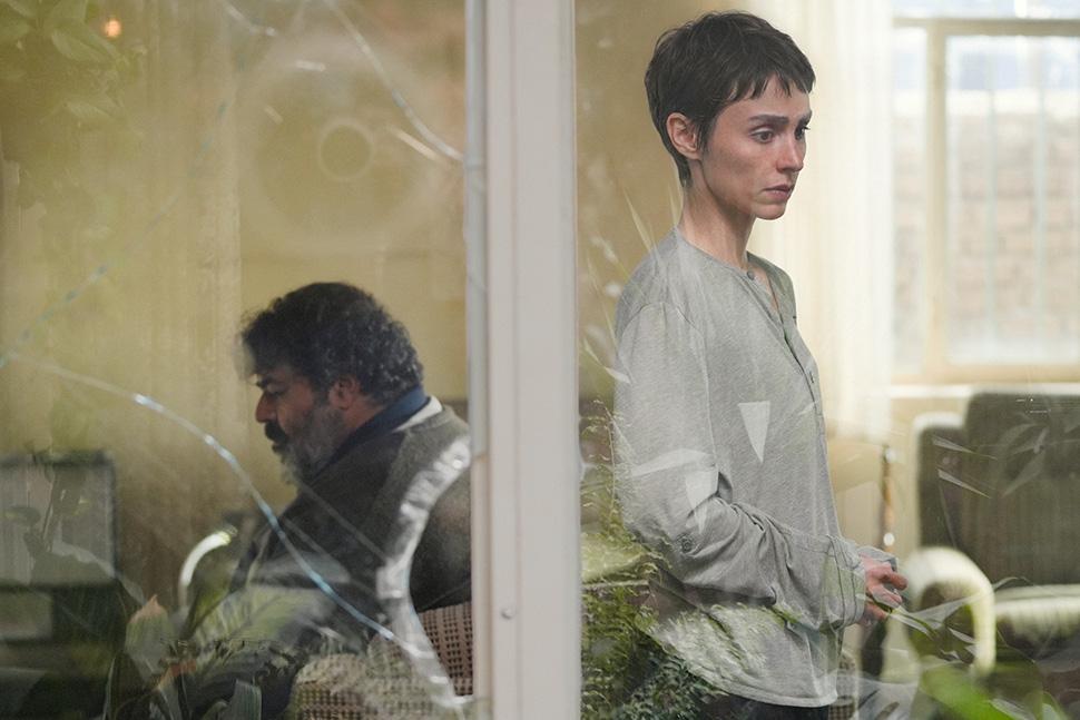 Film Falling House Karya Sutradara Iran Mohsen Gharaei Raih Debut di Venice