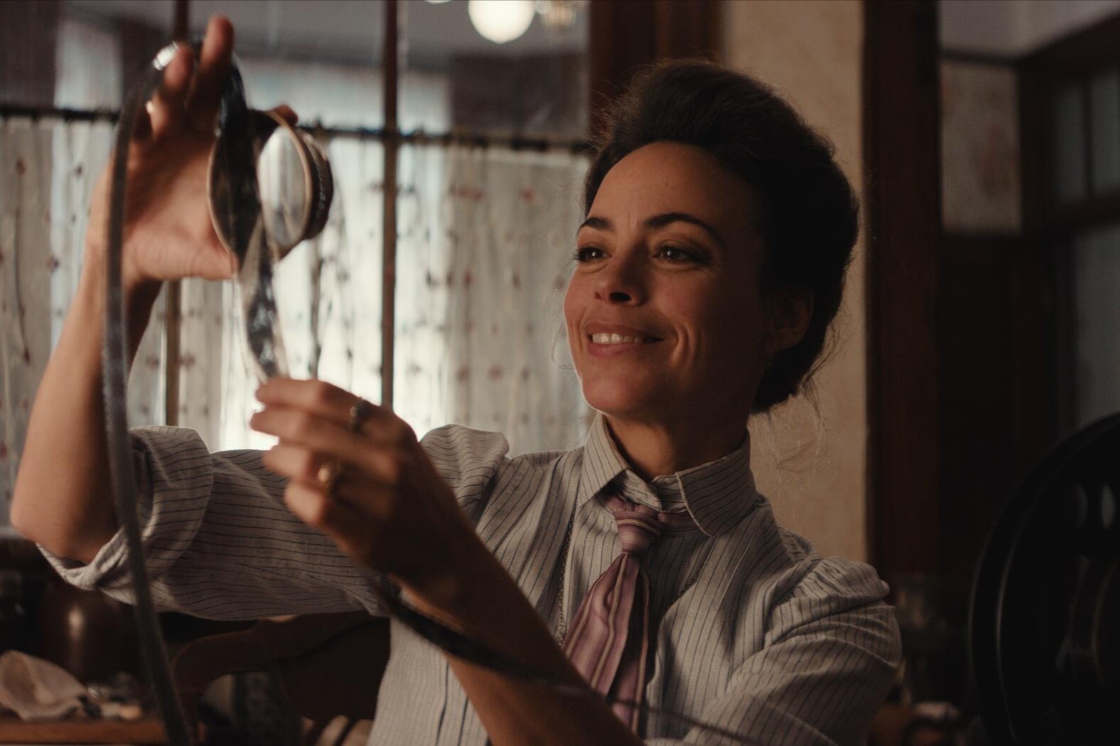 Bérénice Bejo Bintangi Serial Alice: Pioneer of Cinema, Tayang Perdana di Toronto Film Festival