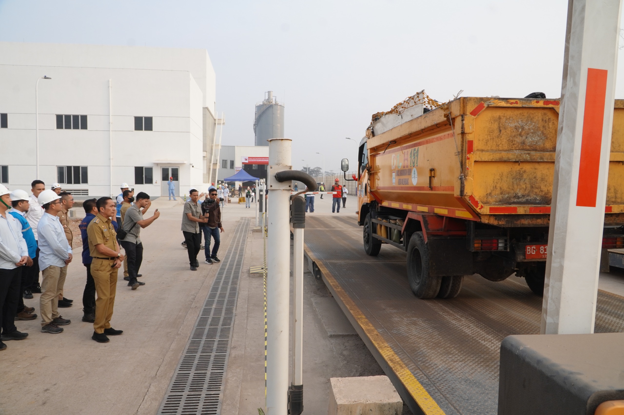 Palembang Mulai Kirim Sampah 1.000 Ton ke PSEL, Peresmian oleh Presiden Ditargetkan Desember 2026