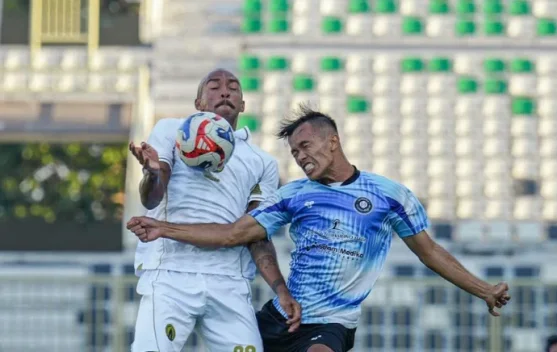 Pelatih PSS Sleman Pieter Huistra Klaim Telah Temukan Komposisi Tim Inti Jelang Hadapi Bali United di Laga Perdana