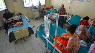 334 Warga Agam Keracunan Usai MBG, Dapur SPPG Palupuh Dihentikan Sementara