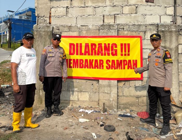 Polresta Balikpapan Pasang Spanduk Peringatan Karhutla di Sepinggan, Masyarakat Diingatkan Ancaman Pidana Pembakar Lahan