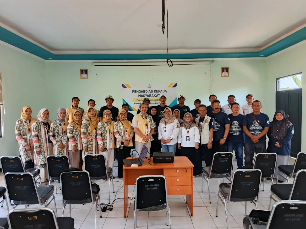 42 Pengelola UPJA di 31 Kecamatan Kabupaten Bandung Dibekali Tata Kelola Keuangan oleh UICM dan Dinas Pertanian