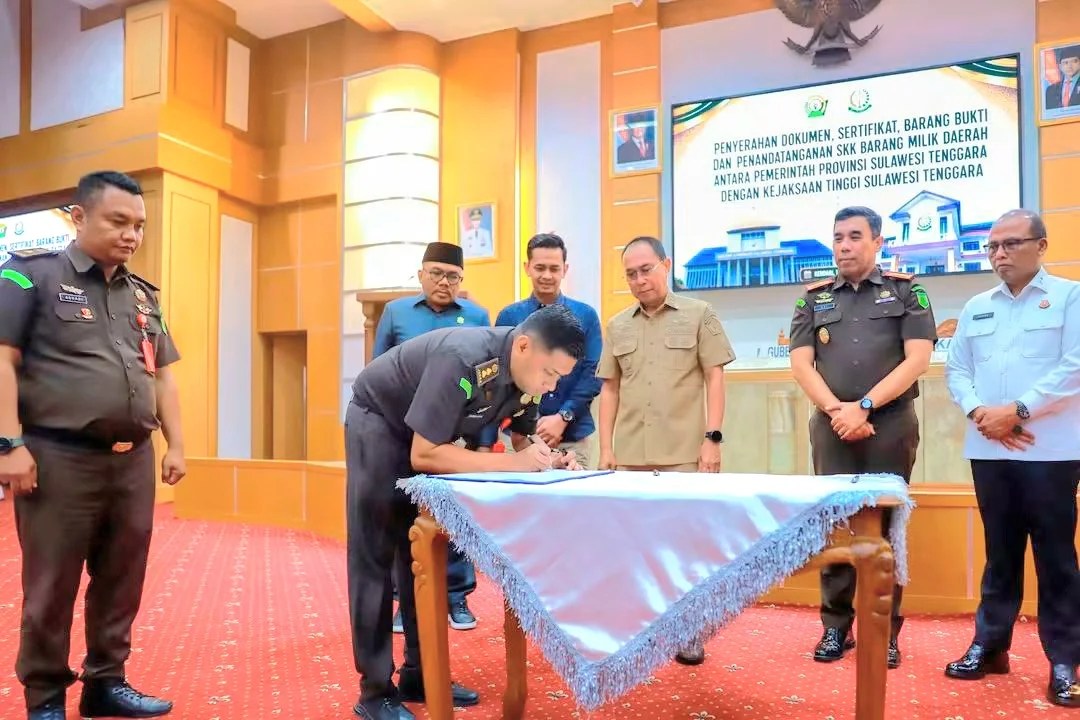 Pemprov Sulawesi Tenggara Gandeng Kejati Bereskan 800 Aset Temuan BPK, Sertifikat Tanah Mulai Diserahkan