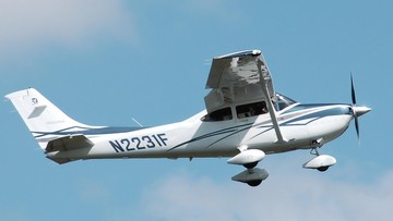 Mabuk, Mencuri Cessna, dan Terbang ke Arah PLTN: Bahaya Alkohol di Ketinggian