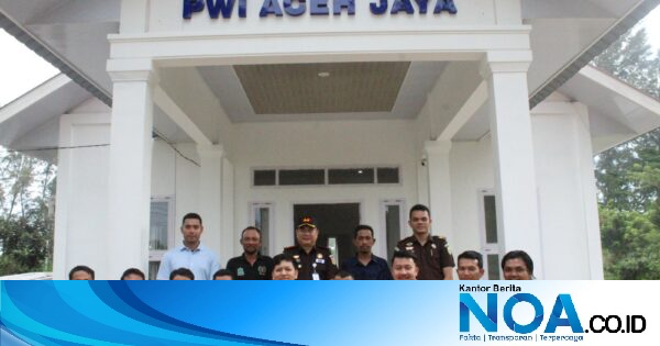 PWI Aceh Jaya Disambangi Kajari Badri Wasil, Perkuat Sinergi Informasi Publik Jelang HUT Ke-81 Kejaksaan