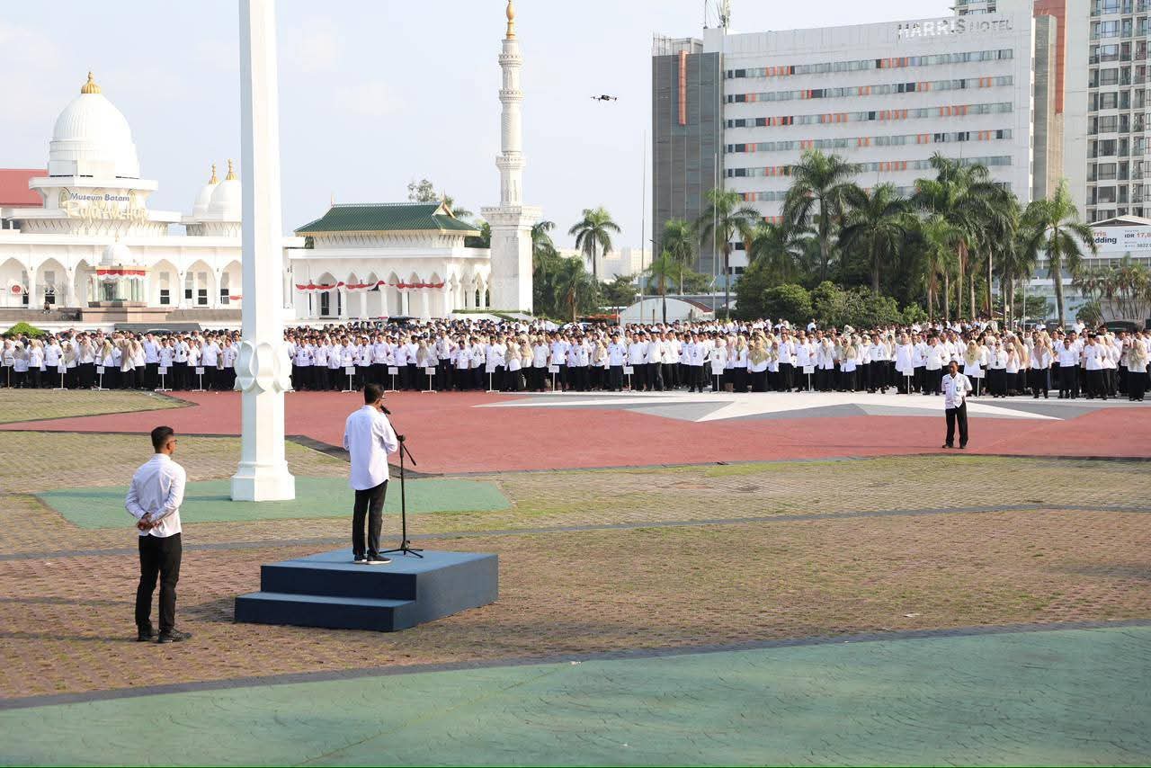 Wali Kota Batam Amsakar Minta Pemko dan BP Batam Hapus Ego Sektoral, Wujudkan 'Rasa Ber-Kita' dalam Apel Gabungan