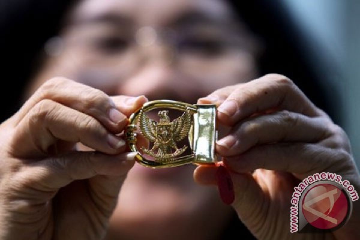 Harga Emas Antam Turun Rp40.000 Per Gram Hari Ini, Buyback Ikut Terkoreksi di Tasikmalaya