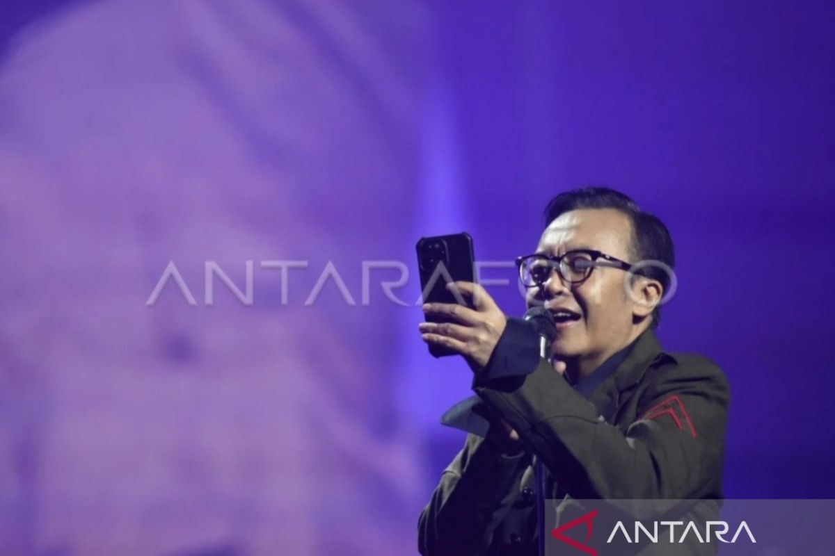 Pesawat Garuda GA604 Alami Ban Pecah saat Mendarat di Bandara Hasanuddin, Ari Lasso Ikut dalam Penerbangan