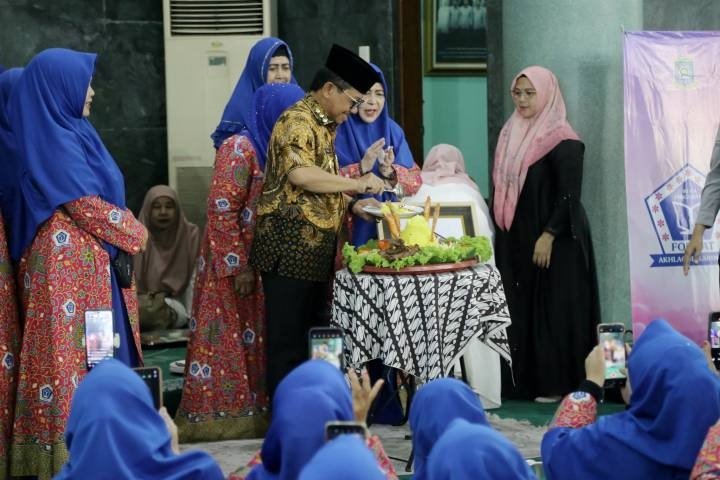 Wali Kota Tangerang Sachrudin Dorong Majelis Taklim Format AK Perkuat Pembinaan Keluarga dan Generasi Muda di Momen Maulid Nabi