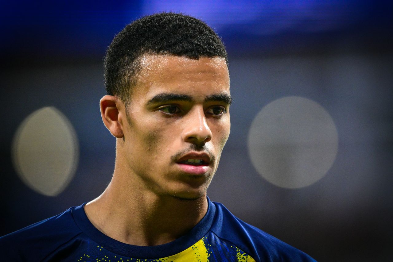 Fenerbahce Siap Lawan UEFA soal Greenwood dan Guendouzi Diselidiki Gestur Provokatif