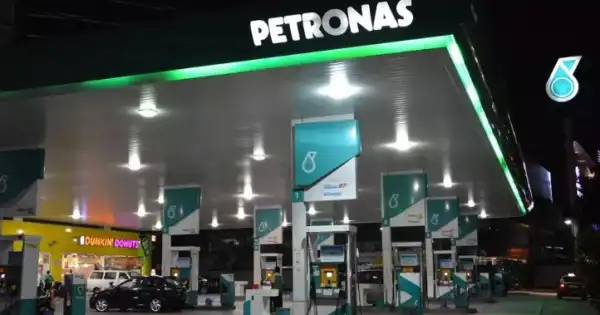 Harga BBM Malaysia Turun 5 Sen per Liter, RON 95 Nonsubsidi Lebih Murah dari Pertamax Green