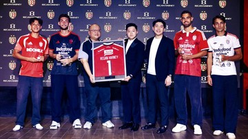 Regan Harney Jadi Brand Lokal Pertama yang Berkolaborasi dengan Bali United FC