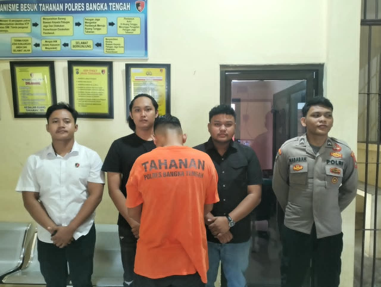 Pria 25 Tahun di Pangkalpinang Ditangkap Usai Menipu Ibu Rumah Tangga dengan Modus Polisi Gadungan, Korban Rugi Jutaan Rupiah