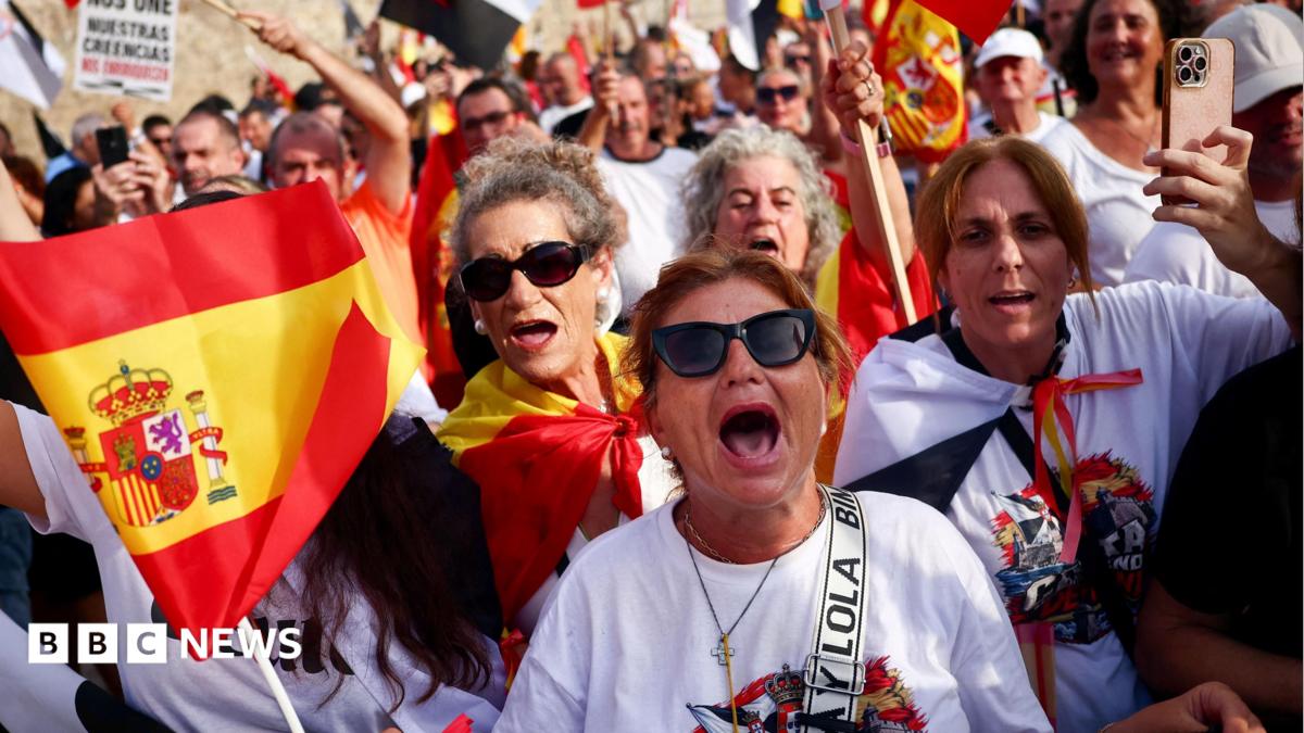 SÁNCHEZ DIDESAK MUNDUR IMBAS KRISIS MIGRAN DI CEUTA