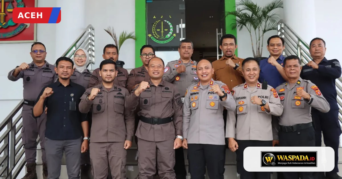 Polres Aceh Tenggara Beri Kejutan Kue di HUT Ke-81 Kejaksaan RI, Tegaskan Sinergi Penegakan Hukum