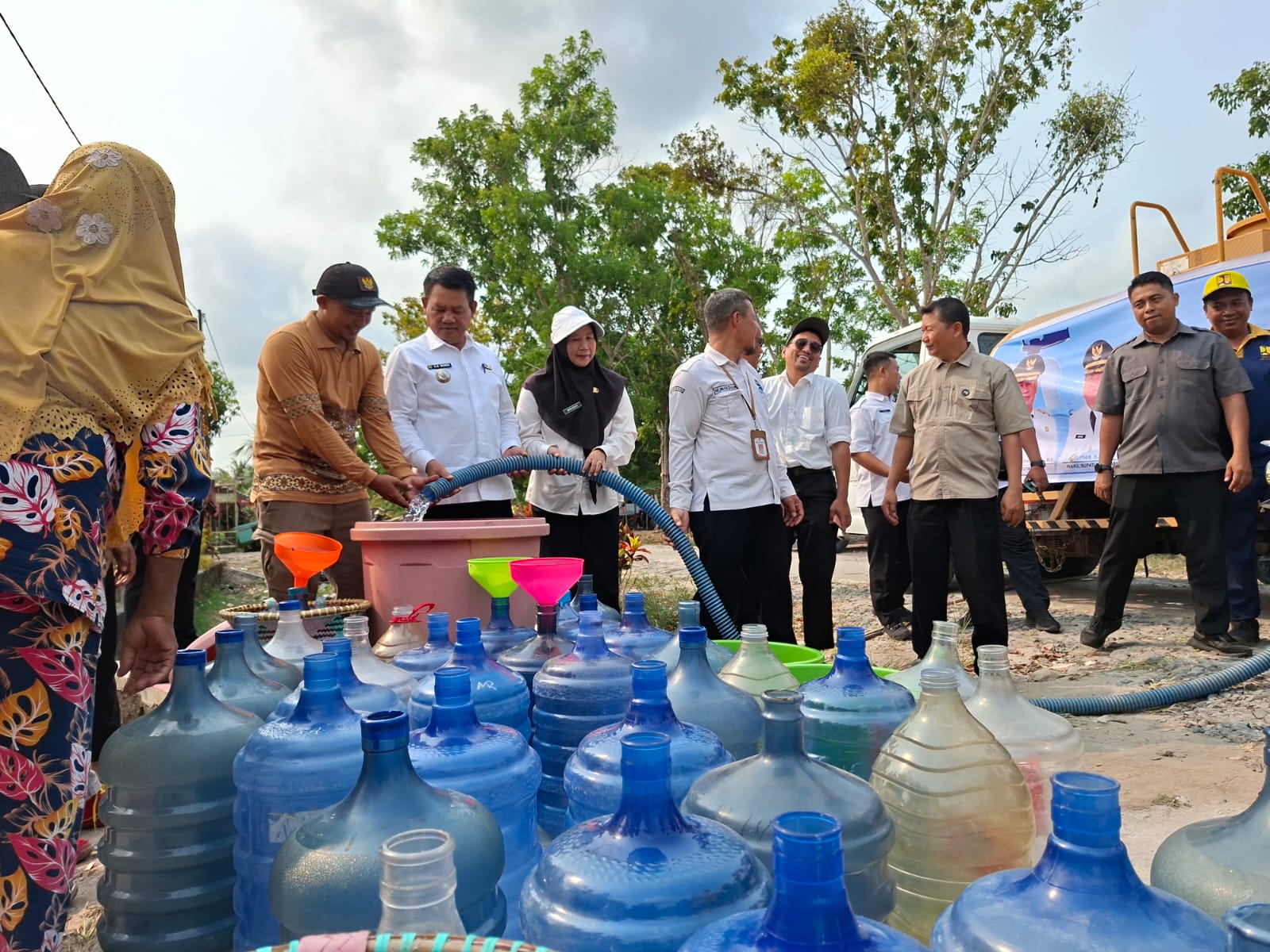 Krisis Air Bersih di Hilir Seruyan: Intrusi Air Asin Memaksa Pemkab Perluas Distribusi Bantuan