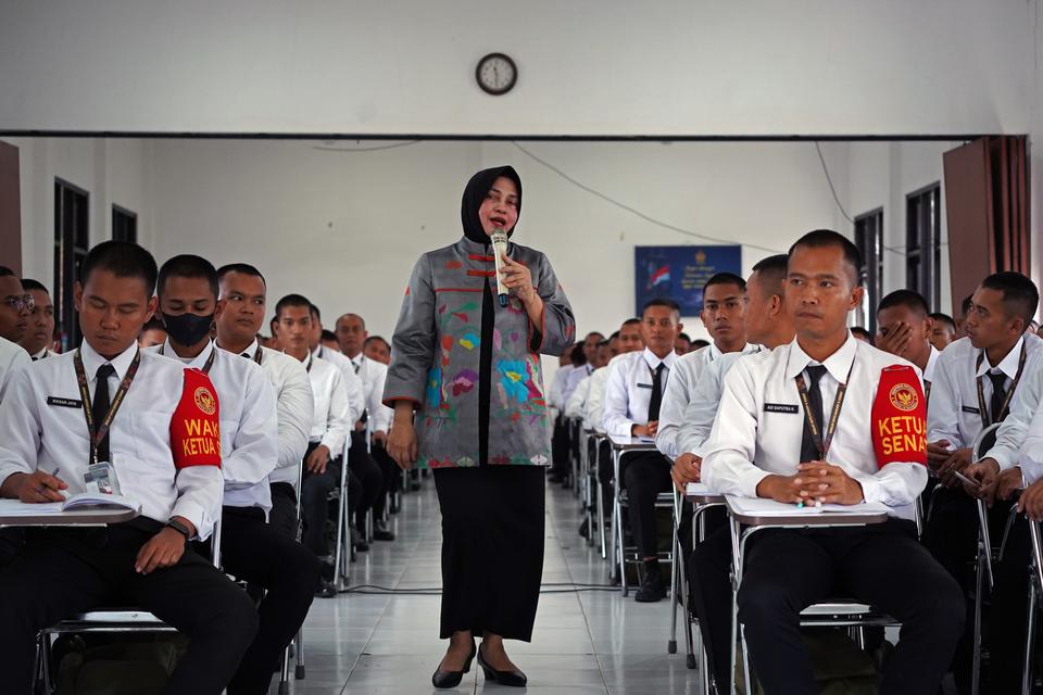 Perpres Belum Terbit, 30.000 Manajer Koperasi Merah Putih Masih Nunggak Tugas