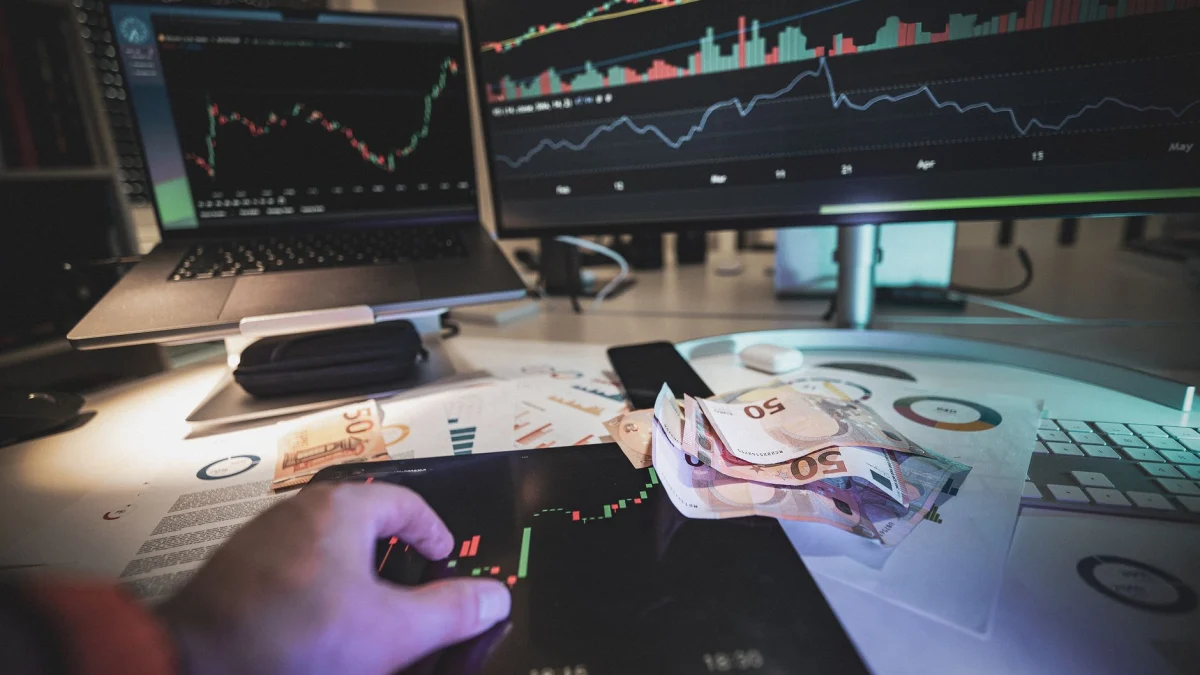 IHSG Diproyeksikan Menguat Terbatas Hari Ini, Support 6.496 Jadi Kunci di Tengah Ketidakpastian Pasar