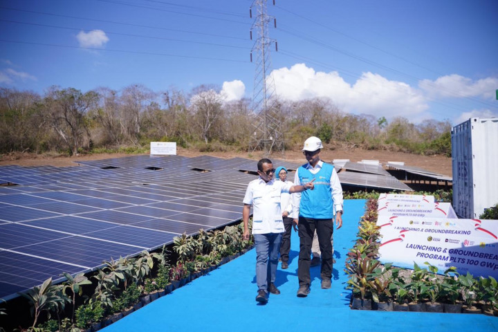 PLN Garap PLTS 100 GWp untuk Hemat Rp73,9 Triliun per Tahun