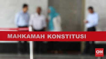 Pelapor Kasus Roy Suryo Uji Aturan Praperadilan ke MK
