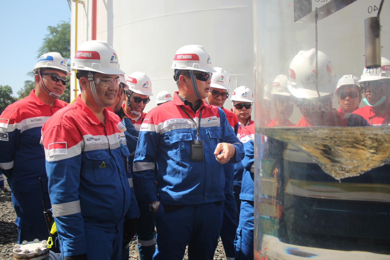 Manajemen Pertamina Tinjau Langsung Terminal Avtur Hasanuddin di Makassar, Pastikan Pasokan Bahan Bakar Pesawat untuk 24 Bandara Indonesia Timur