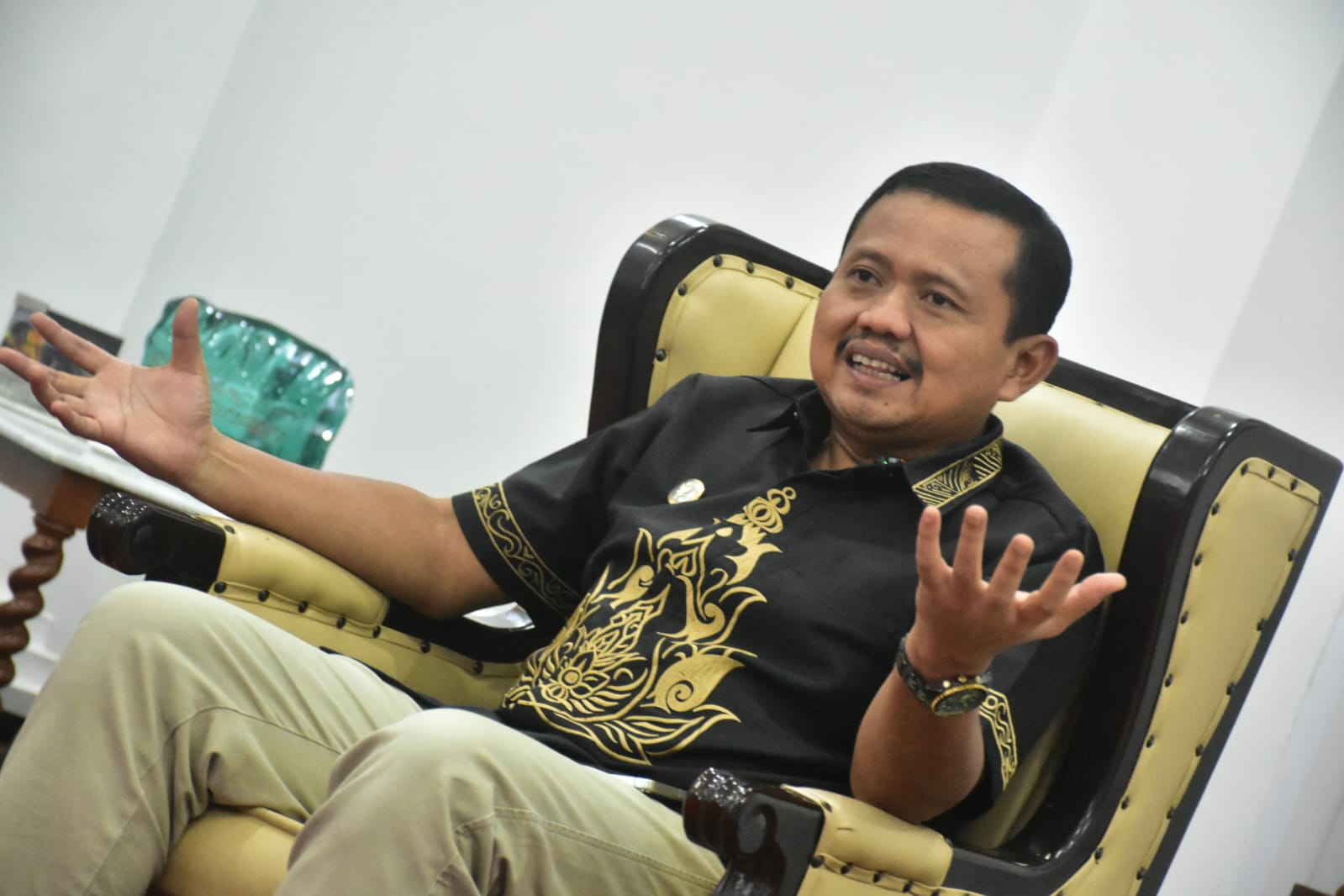 Bupati Sumedang Dony Ahmad Munir Buka Suara soal Isu yang Menyeret Wakil Bupati, Minta Warga Tahan Diri