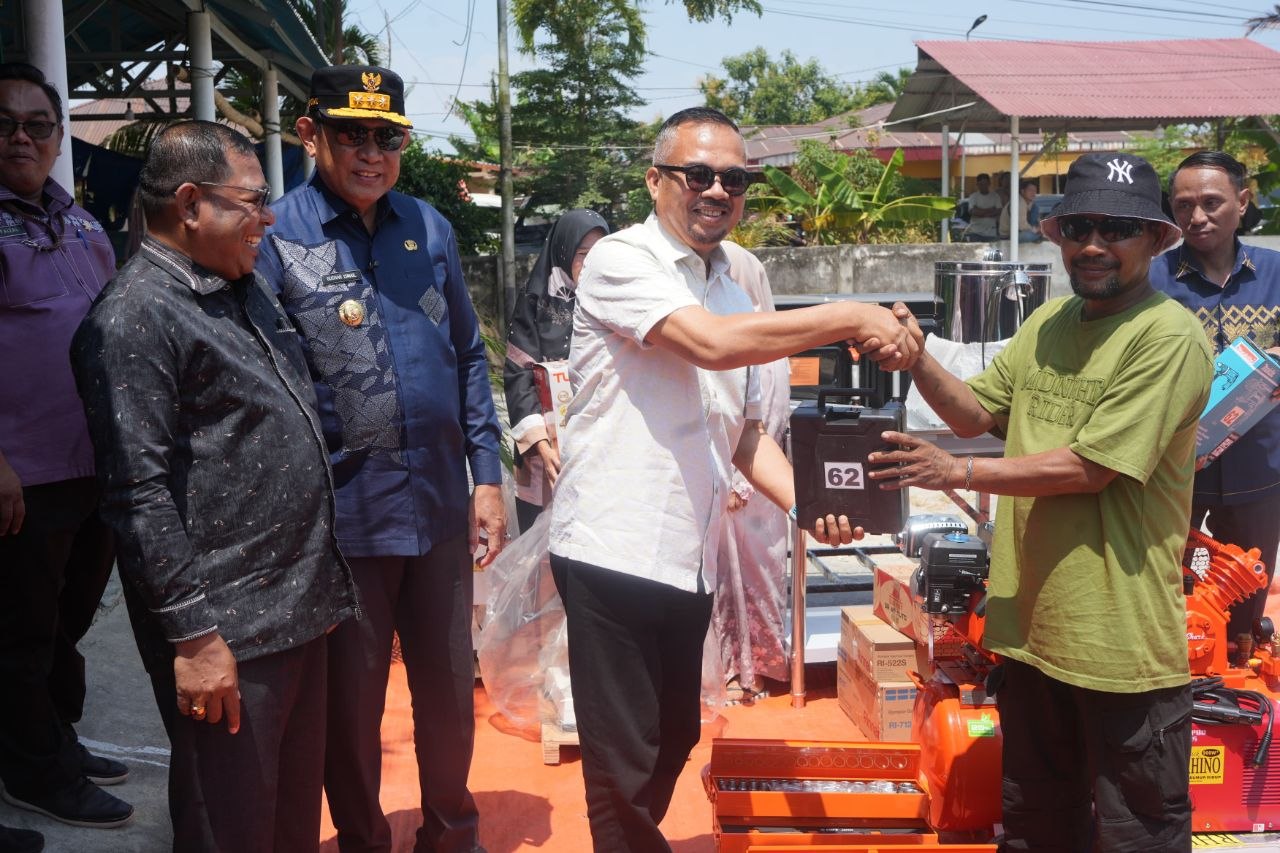113 IKM di Gorontalo Terima Bantuan Produksi Rp2,8 Miliar, Hasil Perjuangan Aspirasi DPRD