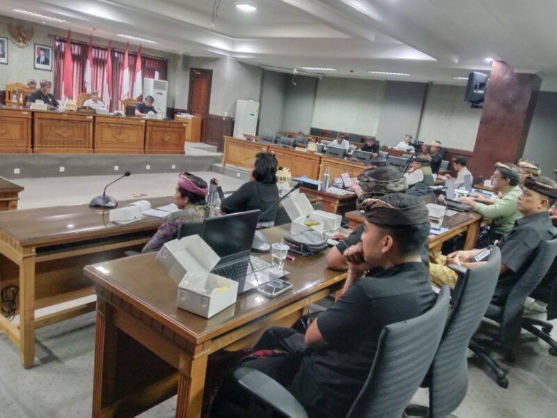 Target PAD Karangasem 2026 Naik Jadi Rp537 Miliar, Banggar DPRD Yakin Sisa Waktu 4 Bulan Masih Realistis