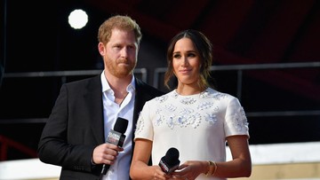 Harry dan Meghan Kembali ke Inggris, Sewa Jet Pribadi Rp2 Miliar demi Dua Anjing