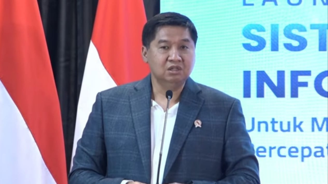 Regulasi Jadi Penentu, Menteri PKP Tinjau Hunian di Atas Sungai