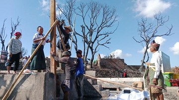 Pembangunan Kembali Kampung Adat Sade Dimulai, 75 Rumah Terdampak Kebakaran