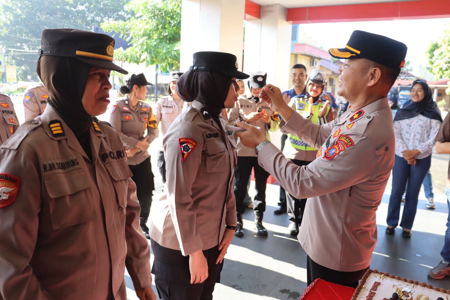 Polres Labuhanbatu Syukuri Hari Jadi Polwan ke-78 di Rantauprapat, Kapolres Ingatkan Pelayanan Humanis