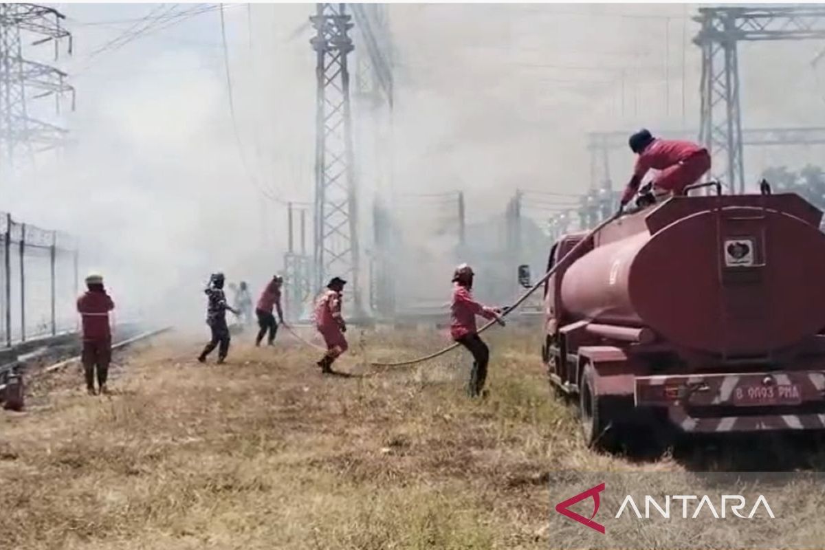 Karhutla Landa 3 Kecamatan di Gowa, Tim Gabungan Padamkan Api di Lahan Belasan Hektare