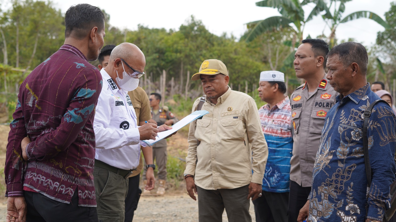 Infrastruktur Kotabaru Terkoneksi Jembatan 2028, Bupati Rusli Tinjau Jalan Tembus Tanjung Serdang di Pulau Laut Tengah