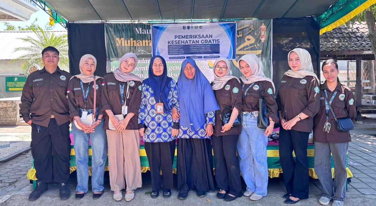 41 Warga Desa Midang Lombok Barat Ikuti Pemeriksaan Kesehatan Gratis dari Mahasiswa KKN STIE AMM Mataram