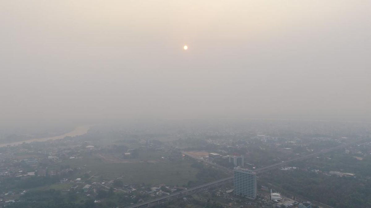 Kualitas Udara Palembang Capai Level Sangat Tidak Sehat, Konsentrasi PM2.5 Menyentuh 235,6 µg/m³