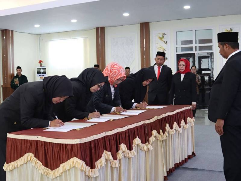 5 Perempuan Resmi Dilantik sebagai Kepala KUA di Sulawesi Tenggara, Terobosan Baru Kemenag Sultra
