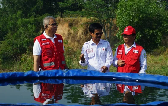 PMI Kabupaten Bekasi Bangun Instalasi Air Bersih di Serang Baru, Produksi Capai 100.000 Liter per Hari