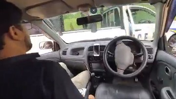 Demo Mobil Remote Control di Pakistan Berakhir Tabrak Mobil Polisi — Ini Pelajaran yang Bisa Diambil
