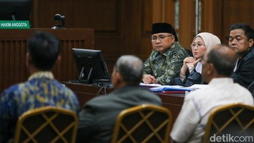Yaqut Tampil di Pengadilan Tipikor, Bantah Tudingan Kumpulkan Dana Pansus Haji