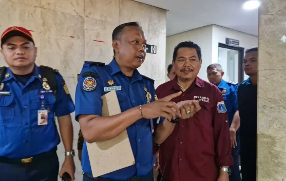 Dinas Gulkarmat DKI Temukan Barang Menumpuk di Tangga Darurat Kantor Wali Kota Jakarta Timur, 116 Hidran Dipastikan Siap Pakai