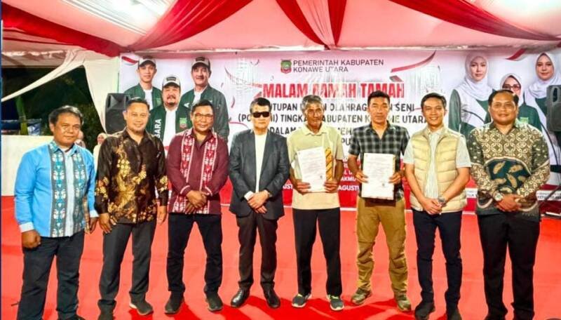 Bupati Konawe Utara Serahkan Sertifikat E-Pas Kecil ke Nelayan, Dorong Legalitas Kapal di Wilayah Pesisir