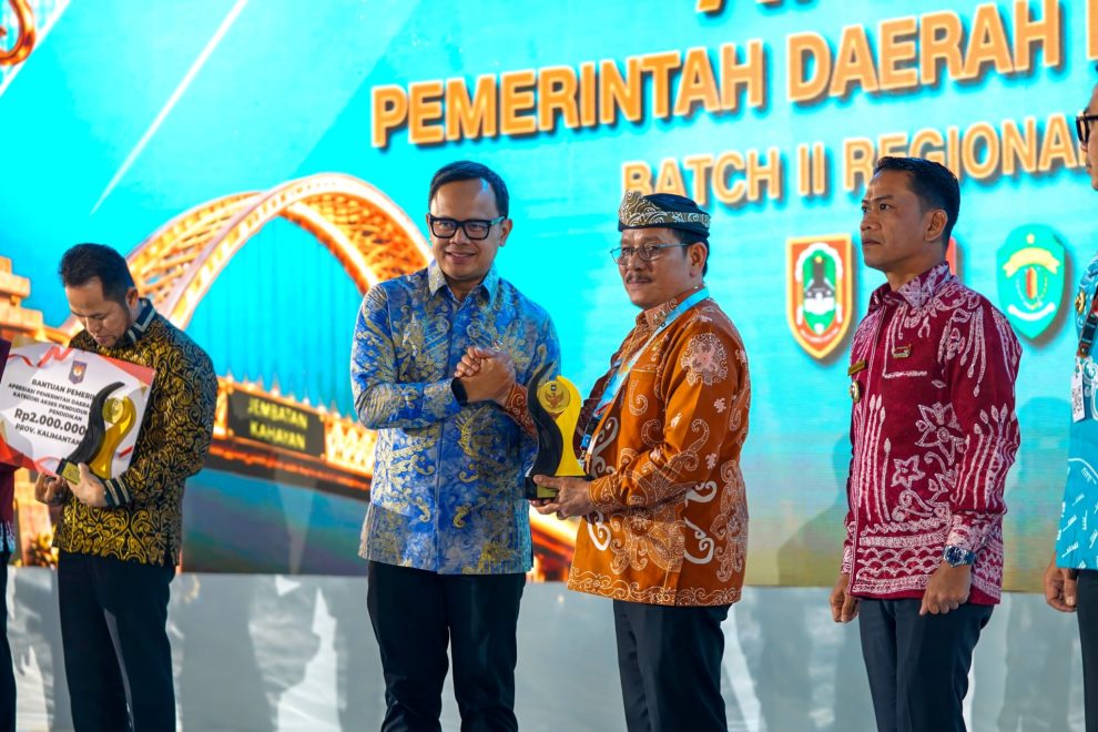 Pemprov Kaltara Raih Penghargaan Terbaik II Akses Pendidikan, Bawa Pulang Insentif Rp1,5 Miliar dari Kemendagri