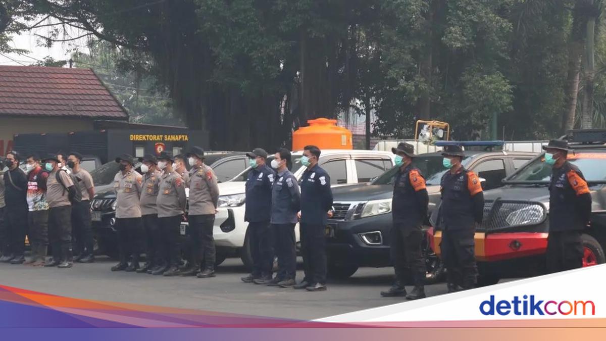 Polda Kalteng Terjunkan Satgas Pemburu Api di Palangka Raya, Patroli hingga Sekat Bakar Jadi Andalan Cegah Karhutla Meluas
