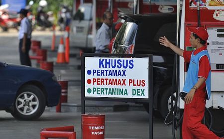 Pertamina Tahan Harga Pertamax Rp15.950, Ekonom: Ada Beban Rp900 per Liter