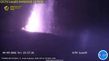 PVMBG Pastikan Erupsi Anak Krakatau Tidak Berpotensi Tsunami, Status Tetap Siaga