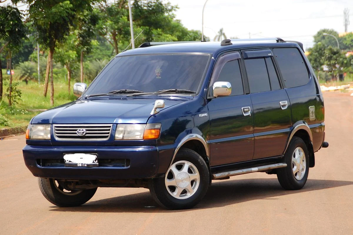 Mobil Bekas 50 Jutaan Tahun 2000-an: Avanza Xenia Sampai Jazz Jadi Pilihan
